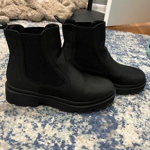 Womens boots